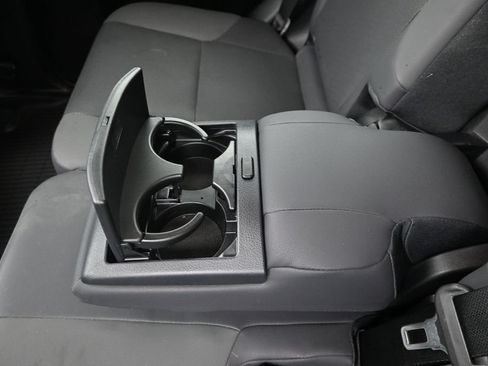 Used 2022 Lexus GX 460 w/ Black Line Special Edition AWD/4WD image 17