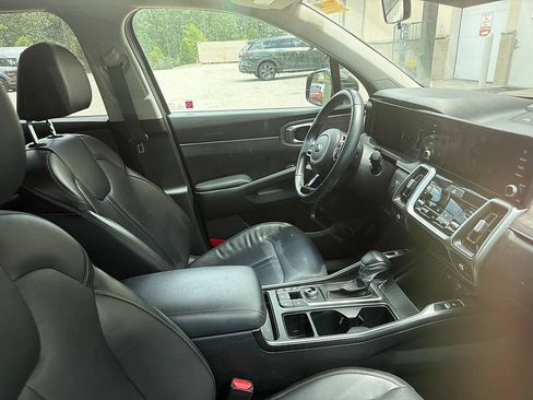Used 2021 Kia Sorento EX w/ EX AWD X-Line Package image 8