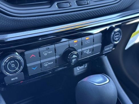 New 2026 Jeep Compass Latitude AWD/4WD image 26