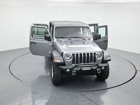 Used 2020 Jeep Gladiator Sport w/ Quick Order Package 24S image 46
