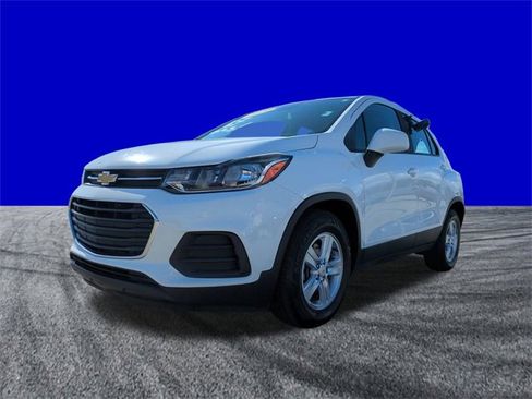 Used 2020 Chevrolet Trax LS image 8
