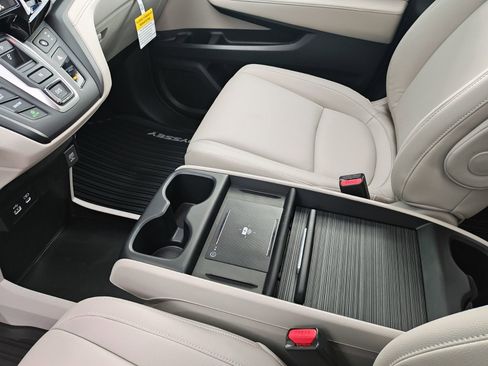 New 2026 Honda Odyssey EX-L image 18