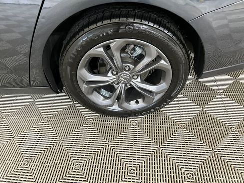Used 2024 Honda Accord EX image 9