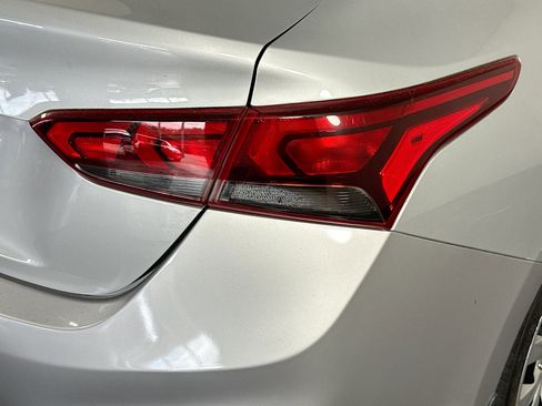 Used 2020 Hyundai Accent SE image 33