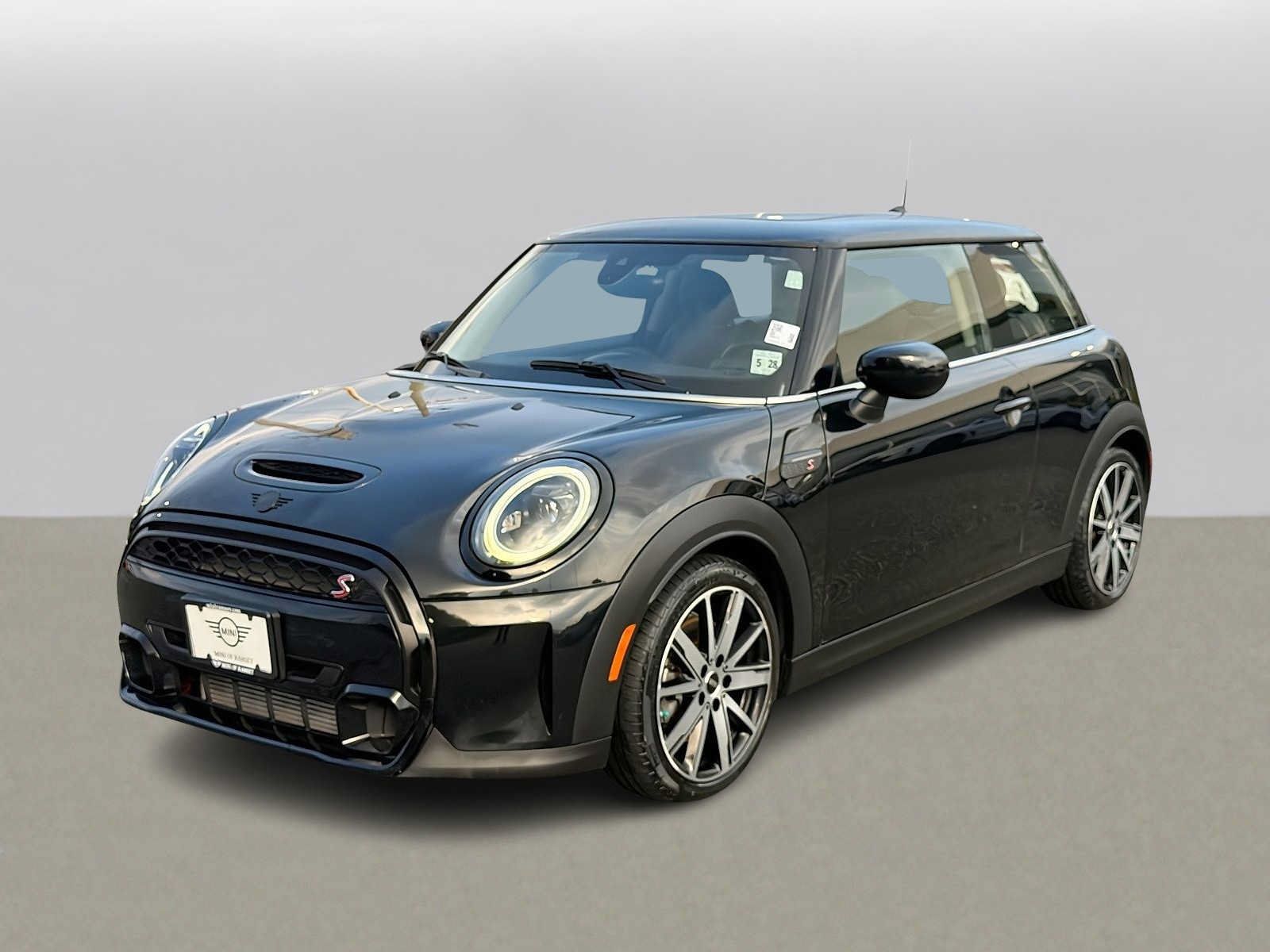 Used 2024 MINI Cooper S FWD image 1