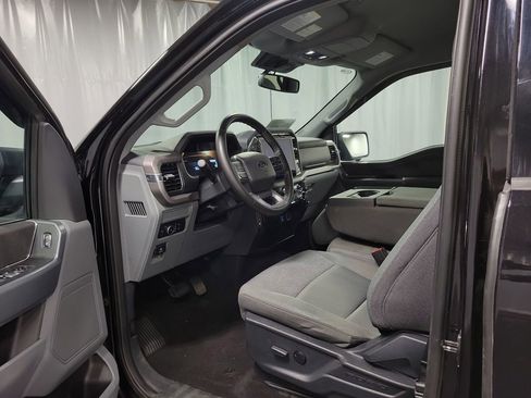Used 2024 Ford F150 XLT AWD/4WD image 12