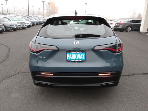 Used 2023 Honda HR-V LX image 4