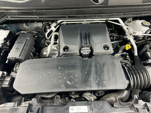 Used 2023 Chevrolet Colorado Trail Boss w/ LPO, Dark Essentials Package AWD/4WD image 25