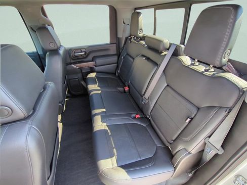 Used 2020 GMC Sierra 2500 Denali w/ Denali Ultimate Package image 13