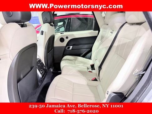 Used 2019 Land Rover Range Rover Sport HSE image 24