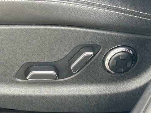 Used 2025 Genesis GV70 2.5T image 27