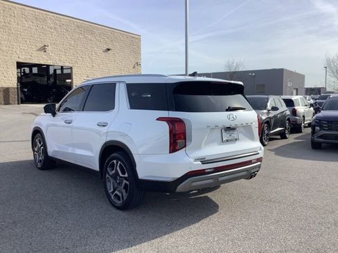Used 2023 Hyundai Palisade SEL w/ Cargo Package AWD/4WD image 7