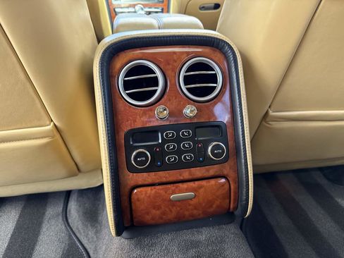Used 2006 Bentley Flying Spur Flying Spur image 24