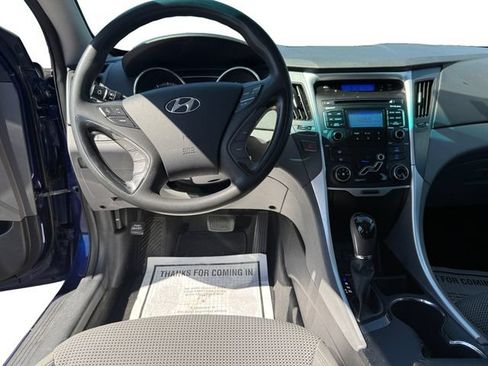 Used 2011 Hyundai Sonata GLS FWD image 10