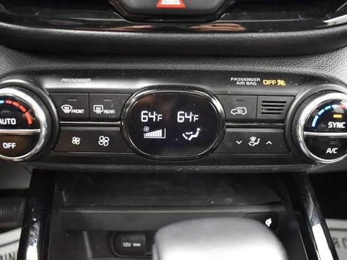 Used 2023 Kia Soul EX FWD image 34