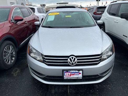 Used 2013 Volkswagen Passat 2.5 S FWD image 2
