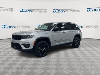 New 2025 Jeep Grand Cherokee Limited w/ Black Appearance Package
