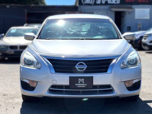 Used 2014 Nissan Altima 3.5 S FWD image 2
