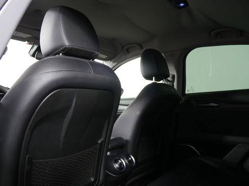 Used 2018 Alfa Romeo Stelvio Ti w/ Convenience Package image 17