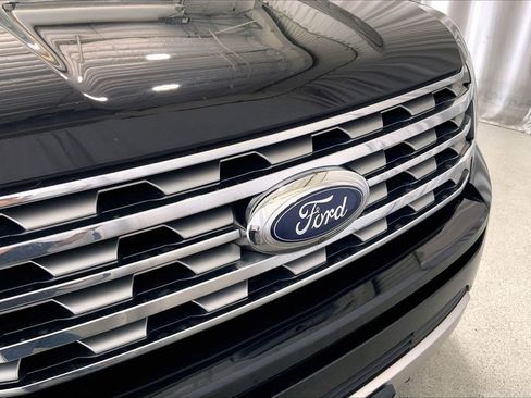 Used 2019 Ford Expedition Limited w/ Texas Edition Package RWD image 7