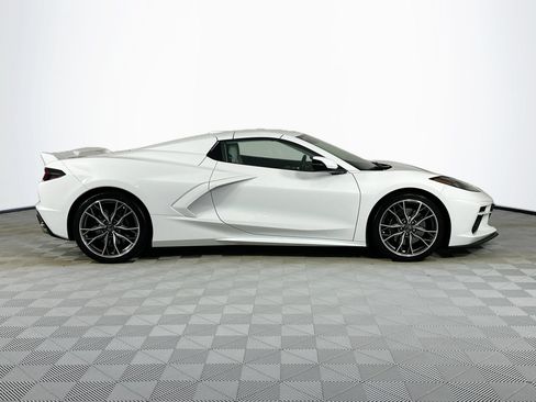 Used 2024 Chevrolet Corvette Stingray Premium Conv w/ Z51 Performance Package RWD image 34
