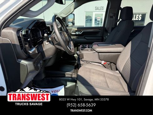 Used 2024 Chevrolet Silverado 3500 LT w/ Convenience Package AWD/4WD image 10