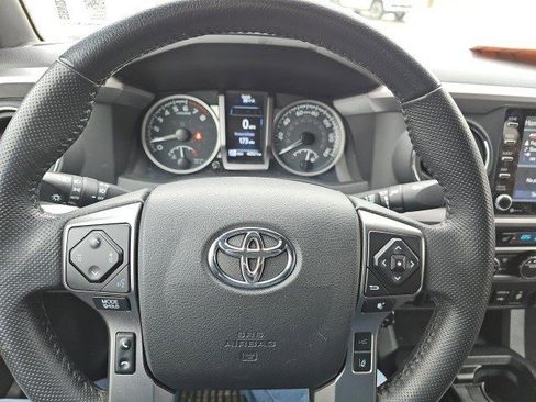 Used 2023 Toyota Tacoma Limited image 21