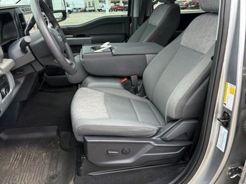 Used 2024 Ford F250 XLT w/ Black Appearance Package AWD/4WD image 5