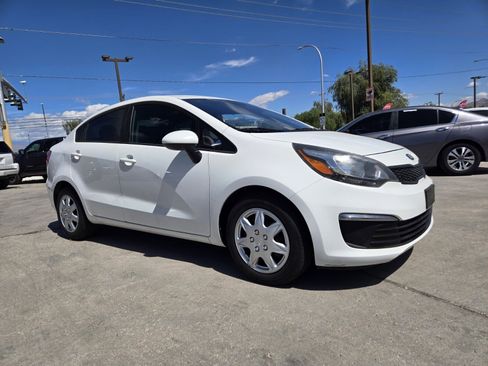 Used 2017 Kia Rio LX w/ Power Package FWD image 4