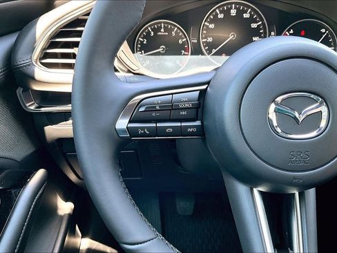 New 2026 MAZDA MAZDA3 2.5 S Hatchback w/ Premium Pkg FWD image 22