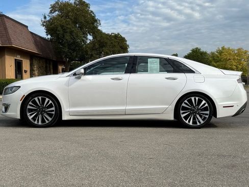 Used 2019 Lincoln MKZ Reserve AWD/4WD image 2