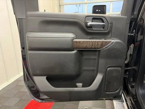 Used 2022 GMC Sierra 2500 Denali AWD/4WD image 11