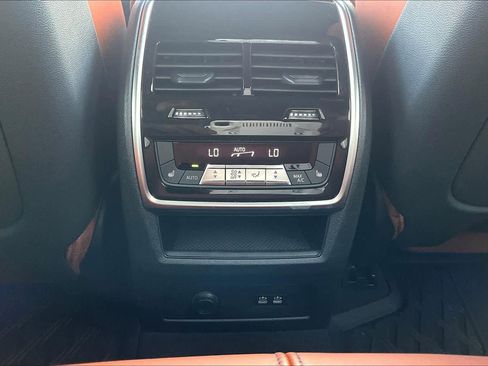 Used 2026 BMW X5 sDrive40i w/ Executive Package RWD image 34