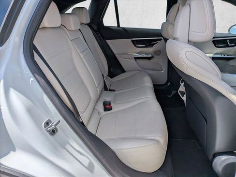 Used 2026 Mercedes-Benz GLC 300 4MATIC image 20