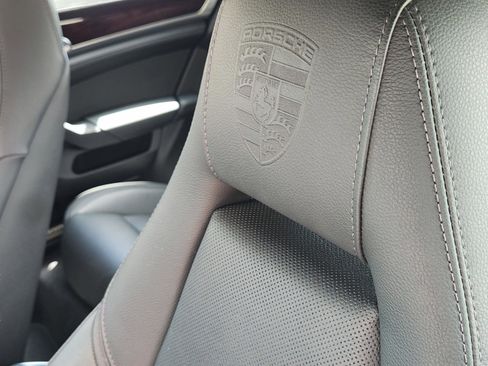 Used 2015 Porsche Panamera S RWD image 8