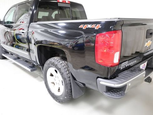 Used 2017 Chevrolet Silverado 1500 LTZ w/ Sport Package AWD/4WD image 18
