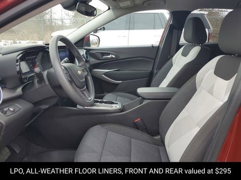 Certified 2024 Chevrolet Trax LS w/ LS Convenience Package image 6