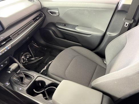 Used 2025 Kia K4 FWD image 20
