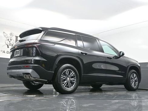 New 2026 Chevrolet Traverse LT w/ Enhanced Driving Package AWD/4WD image 12