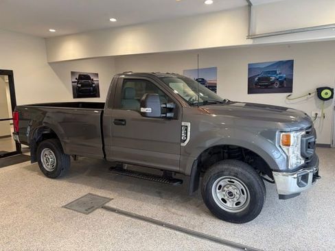Used 2022 Ford F250 XL w/ Power Equipment Group AWD/4WD image 1
