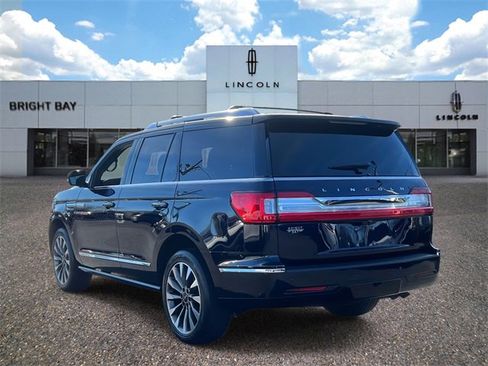 Certified 2021 Lincoln Navigator Reserve w/ Luxury Package image 3