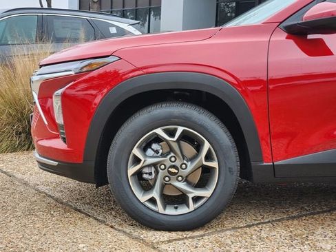 New 2026 Chevrolet Trax LT w/ Driver Confidence Package image 7