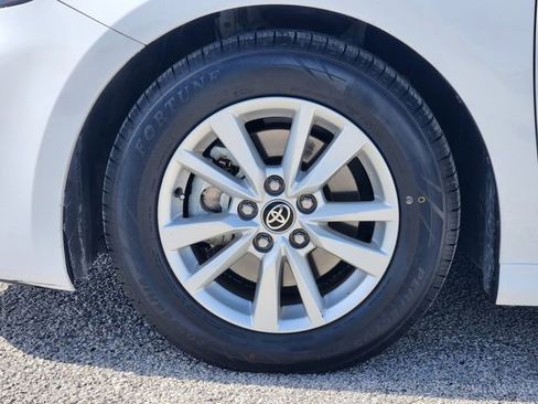 Used 2025 Toyota Camry LE image 10