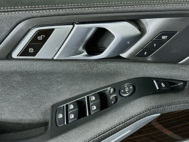 Used 2021 BMW X5 sDrive40i w/ Premium Package RWD image 21