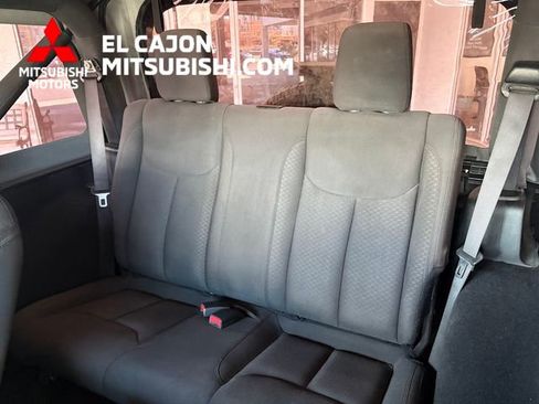 Used 2018 Jeep Wrangler Sport AWD/4WD image 13