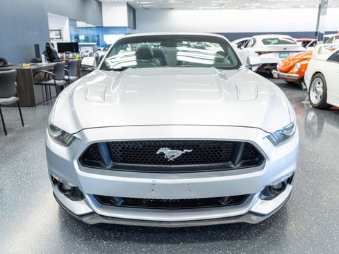 Used 2015 Ford Mustang GT Premium RWD image 2