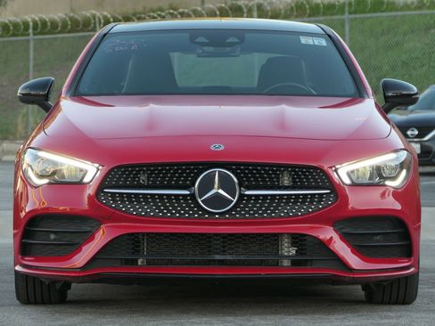 Used 2020 Mercedes-Benz CLA 250 image 8