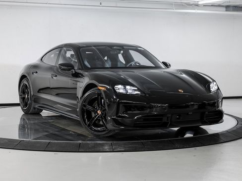 New 2026 Porsche Taycan image 9
