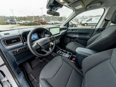 New 2025 Ford Maverick XL w/ Equipment Group 101A image 29