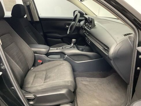 Certified 2023 Honda HR-V LX image 25